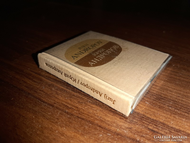 Andropov minikönyv