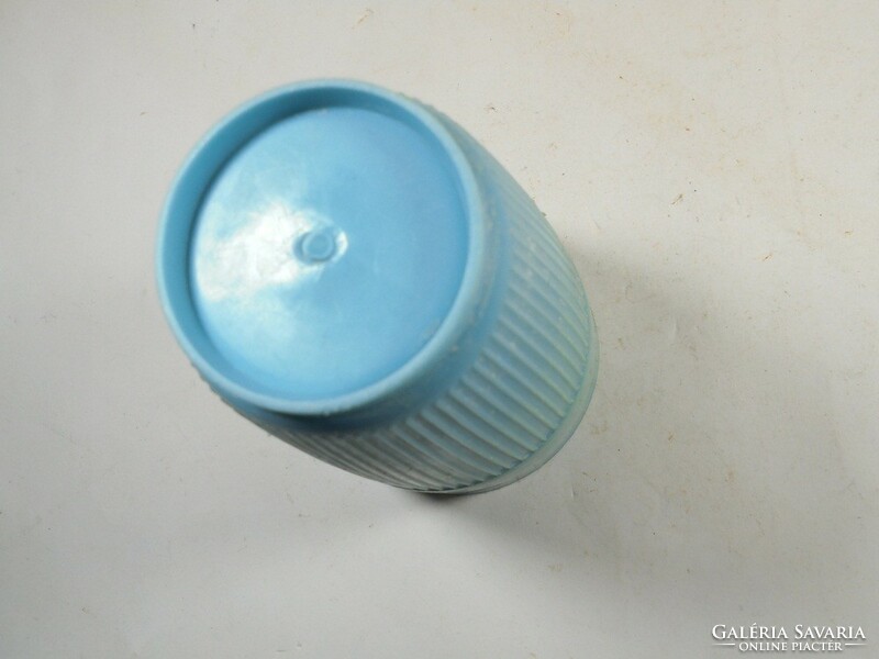 Retro old green plastic bathroom toothbrush cup from around the 1970s - height: 11.3 cm