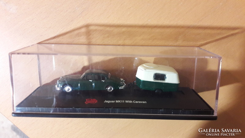 H0,1:87,Jaguár Mk11 lakókocsival modell ,  retro játék, terepasztal