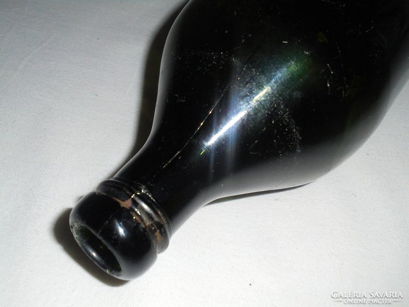 Antik sötétzöld üveg palack - 32 cm magas - 1900-as évek elejéről
