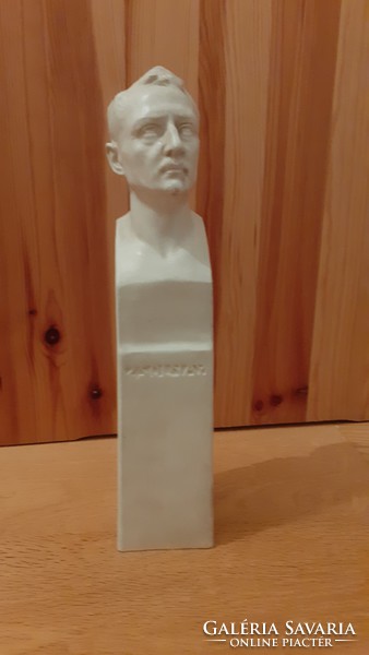 Zsolnay ceramics: Miklós zsolnay bust