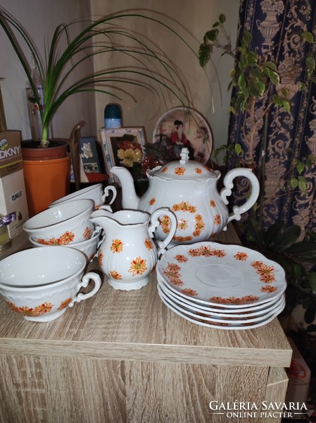 Zsolnay tea set