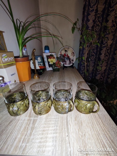 Réz tartóban üveg poharak (4 db)