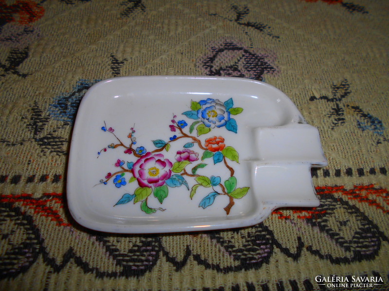 Hand-painted porcelain ashtray with Bereznay vilma ticket