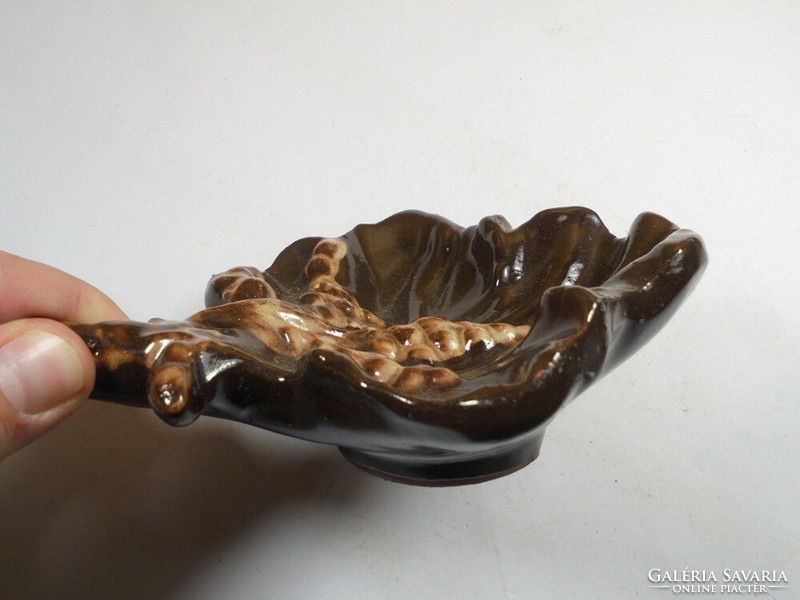 Retro old glazed ceramic grape leaf grape bowl bowl dish ornament ashtray ashtray ash