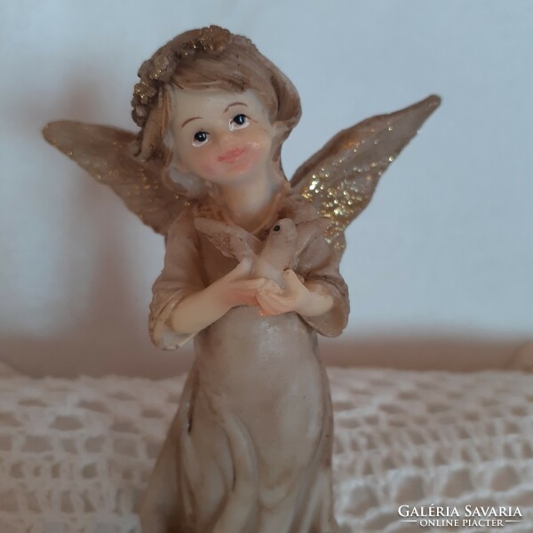 Romantikus angyalka madárral, dekoráció