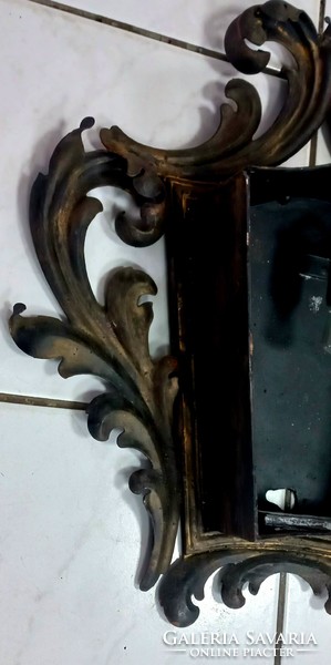 Baroque iron wall lamp