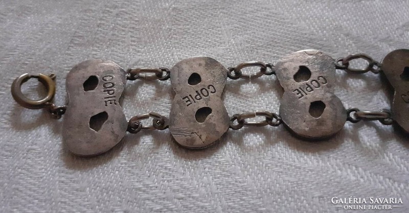 Pointer metal bracelet (replica)
