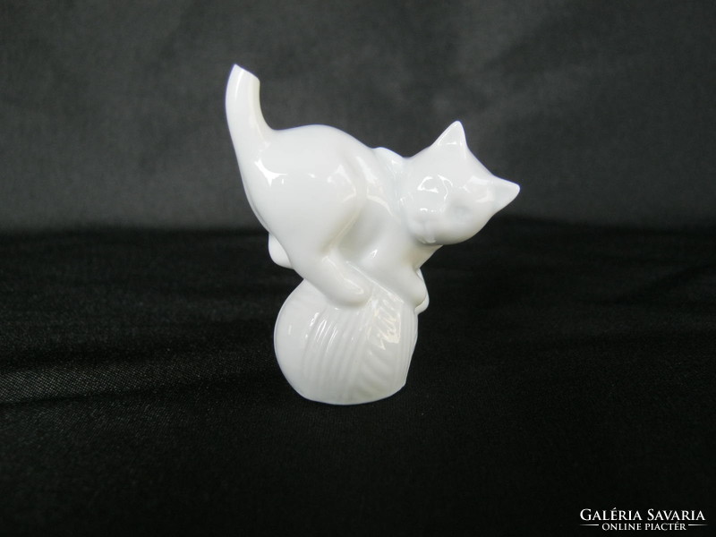 Herend porcelain mini kitten cat