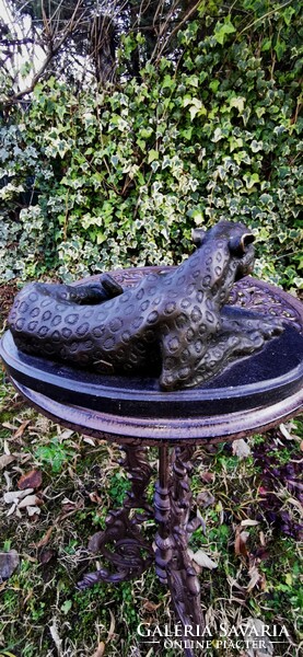 Leopard resting - bronze sculpture