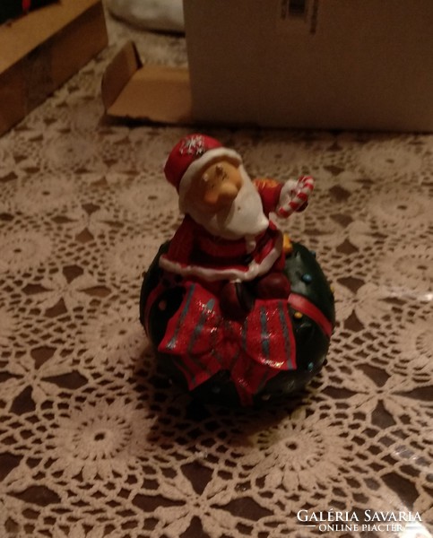 Music box, musical spinning Santa Claus, recommend!