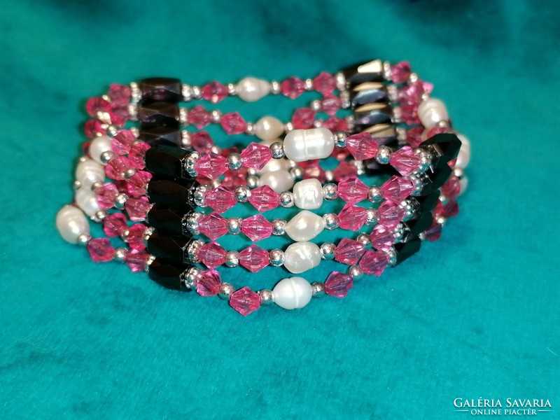 Magnetic cultured pearl bracelet v necklace (668)