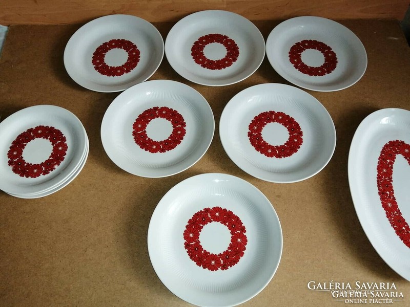 Colditz porcelán étkészlet - 1 db kínáló 6 db mély, 6 db lapostányér 6 db kistányér (b)