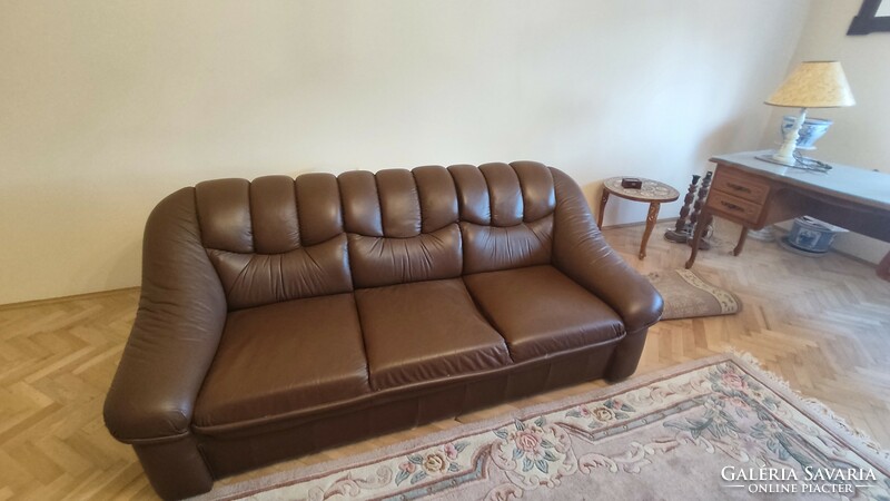 Three-piece genuine leather sofa set with armrests