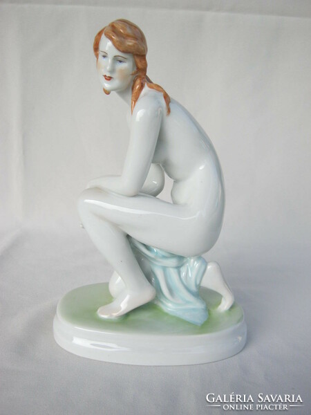 Retro ... Zsolnay porcelán női akt