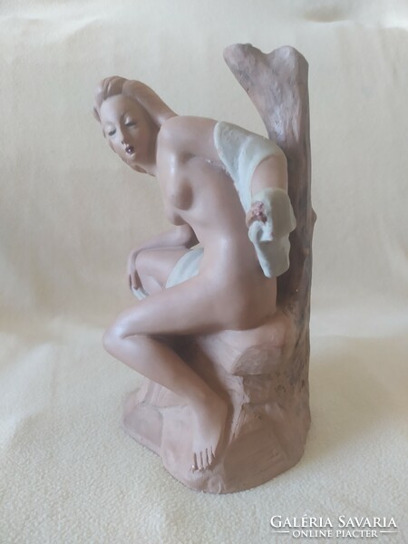 Turáni blacksmith: seated female nude, terracotta small plastic lamp, marked, 30 cm