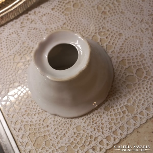Asztali porcelán- Cseh? -sótartó