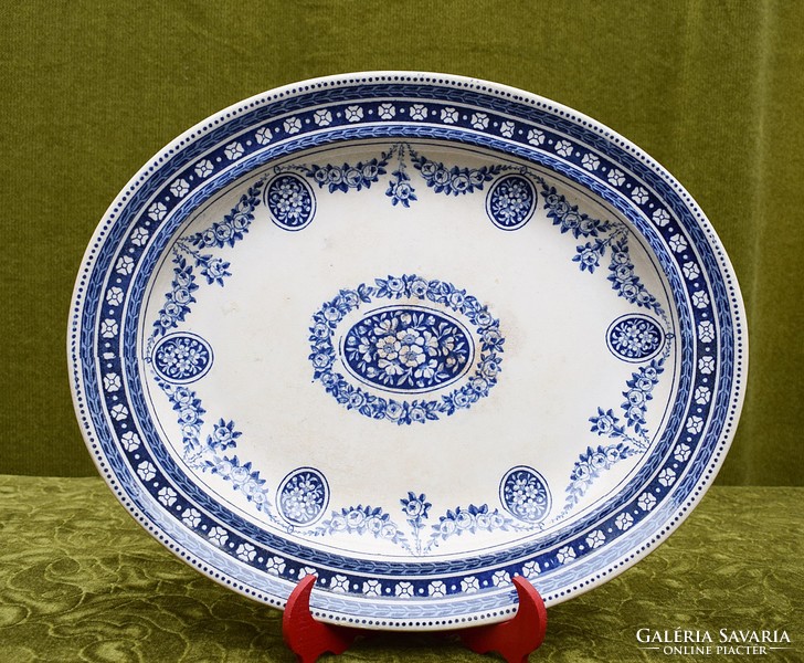 Antique English faience decorative decoration roasting dish, offering larger size 37.5 x 30.5 cm