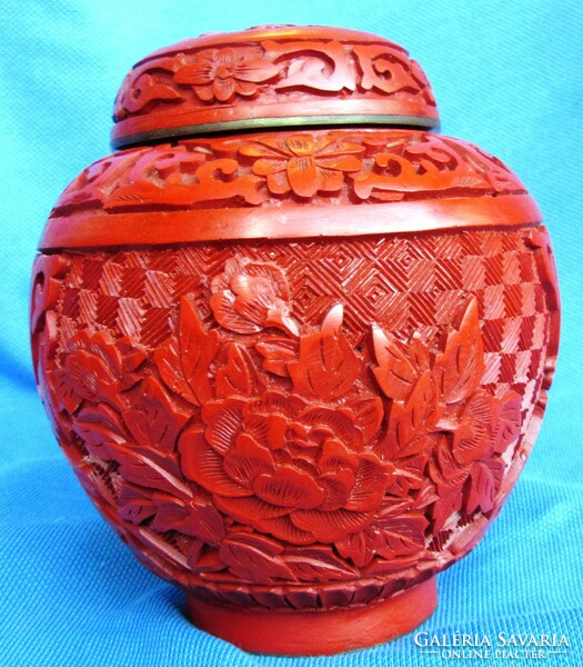 Eastern lidded urn vase, enamelled metal, carved lacquer cover, 10 cm high.