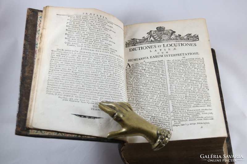 1801 Pápai Páriz Ferenc szótára egyedi díszes bőrkötésben Gyönyörű darab !!