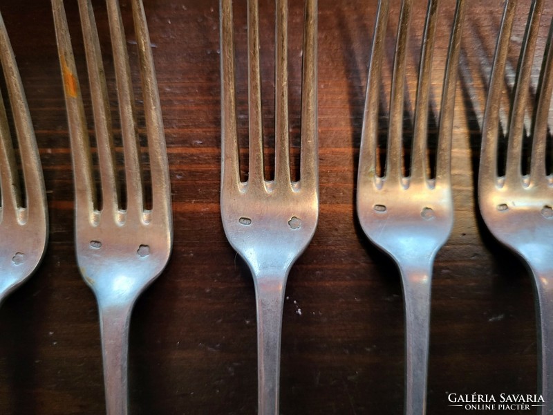 Set of 30 pieces of silver Diana-marked cutlery incomplete, 1942 gr., I am interested in exchange for gold jewelry