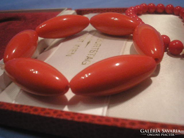 N16 bracelets, 2 pieces in bright colors, in rare, beautiful condition, 8 cm rubber band, sold as a gift