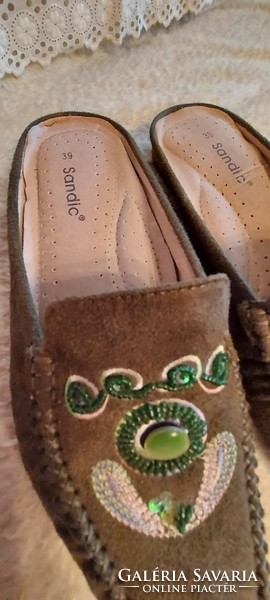 Akciós Díszes mokaszin cipő sandic eredeti bőr 39 méret