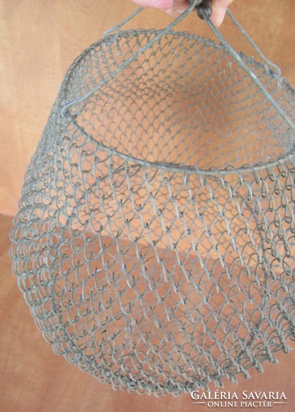 Retro wire mesh shopping basket