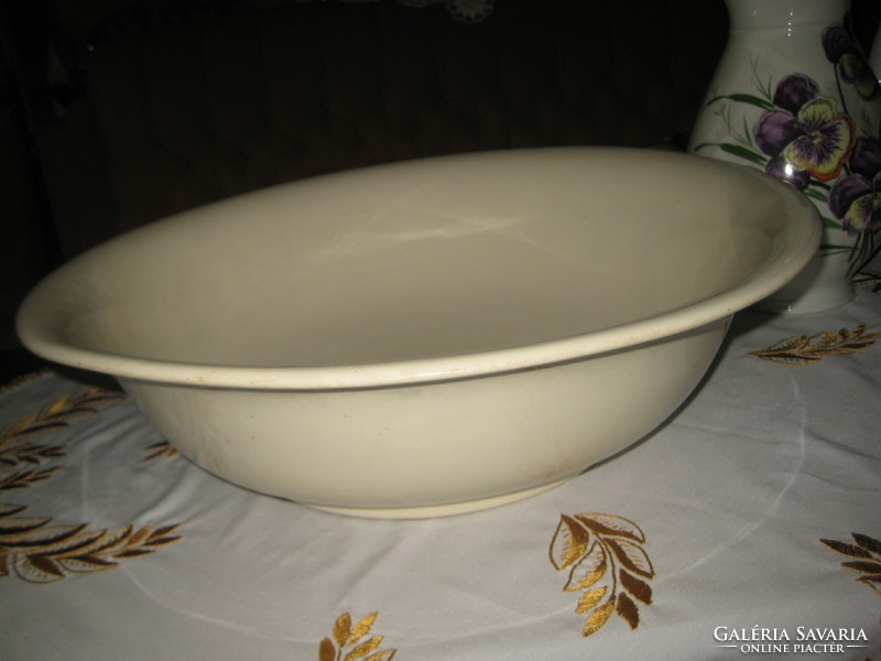 Zsolnay, porcelain majolica, large wash basin, immaculate condition 50 cm