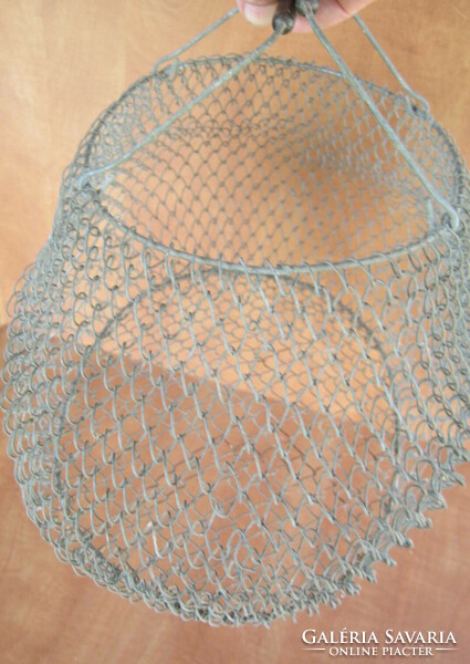 Retro wire mesh shopping basket