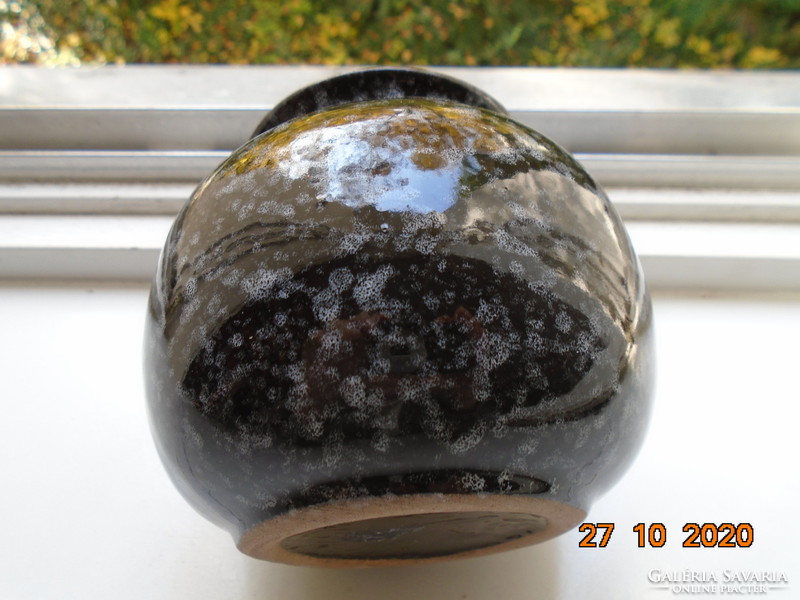 Ceramic bowl with crystal glaze