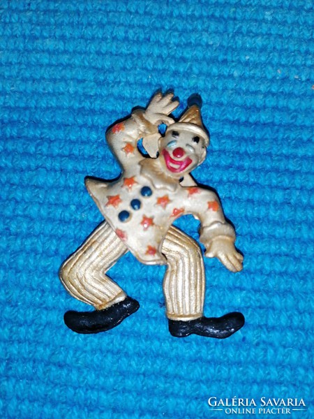Dancing clown pin, brooch (70)