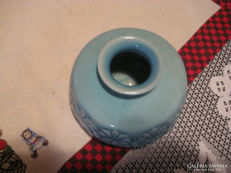Zsolnay   kék , kis váza  , néhány apró égetési pöttyel   12 cm