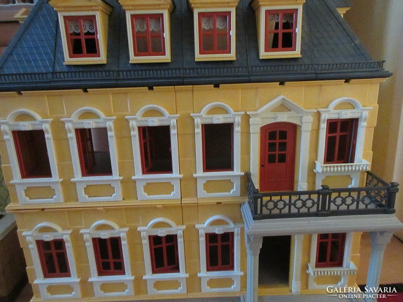 Playmobil, 1989. Huge, rare doll house. Negotiable!