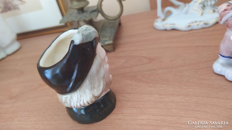 (K) royal doulton robin hood mini porcelain mug