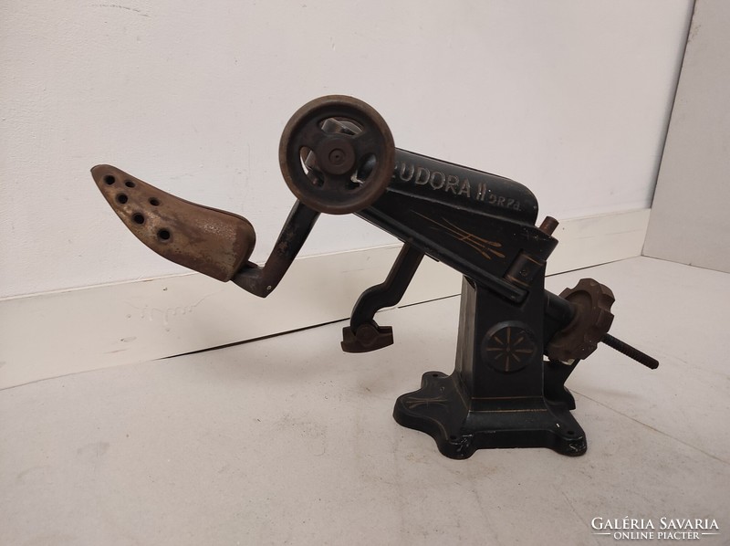 Antique shoemaker's tool shoe expander tool cobbler eudora ii 760 6407