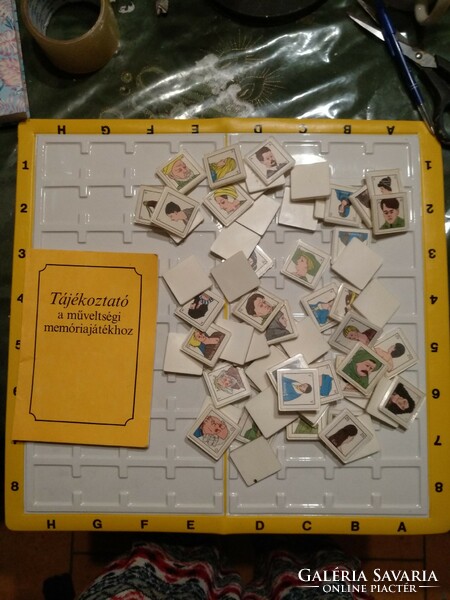Antique literacy memory game, negotiable