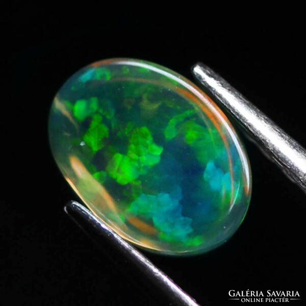 1.05 Ct Natural Opal Oval Cabochon