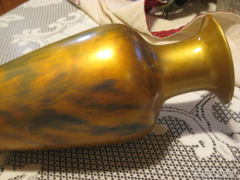 Zsolnay eozin váza  , szép labradoros  tigris mintás  , színekben  ,  28 cm