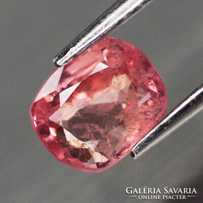 Genuine spinel gemstone 1.04 ct from Thailand