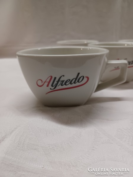 Német porcelán csésze, Alfredo