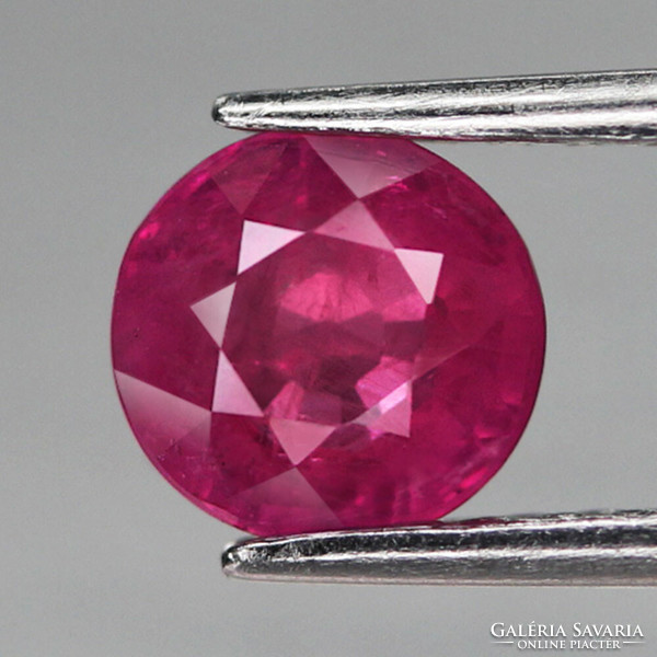 1.38 Ct Natural ruby from Mozambique