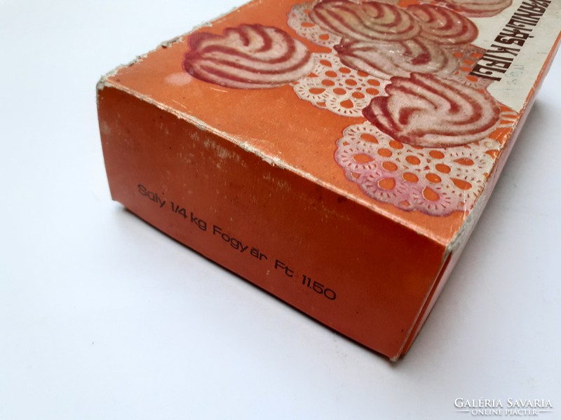 Retro vanilla croissant box Hungarian confectionery Győr biscuit and wafer factory paper box