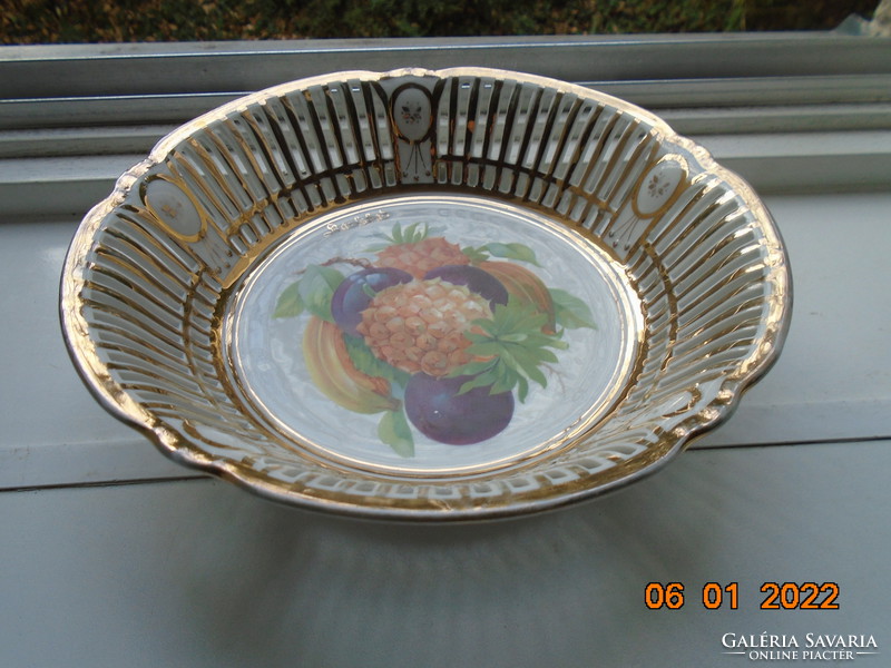 Carlsbad with gold inscription, Art Nouveau fruit pattern, openwork gilded decorative plate