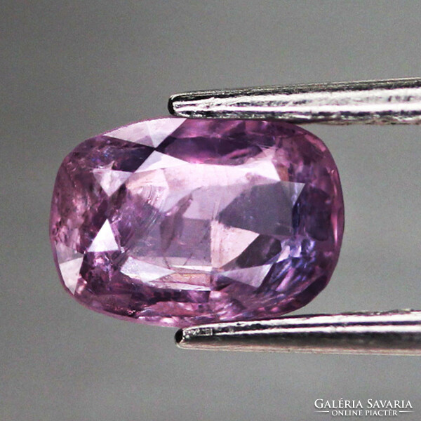 0.99 Ct. Unheated natural spinel