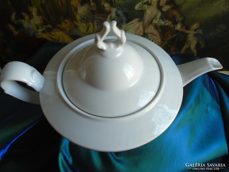 Elegáns,  porcelán nagyobb  méretű   Bavaria  Eschebad   teáskanna.