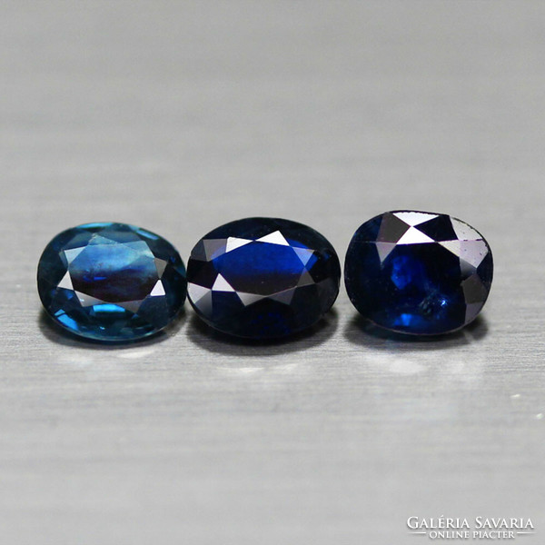 1.26 Ct. Natural sapphire, cornflower blue, oval cabochon /3pcs/