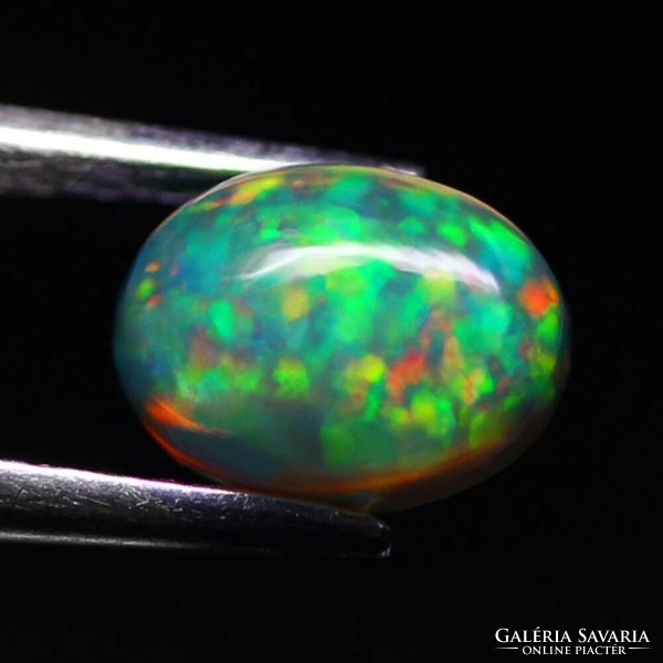 1.05 Ct Natural Opal Oval Cabochon