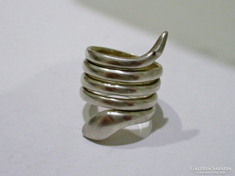 Gyönyörű régi magyar kézműves nagy kígyó ezüstgyűrű
