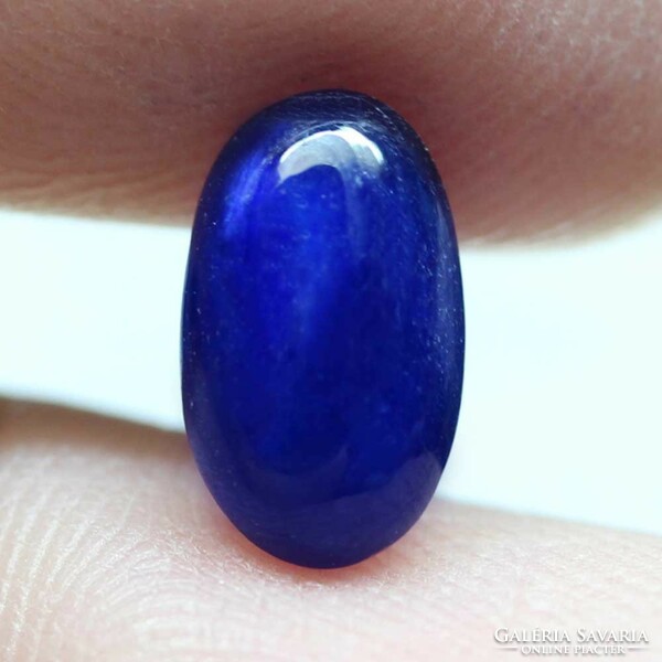 3.14 Ct. Natural sapphire, cornflower blue, oval cabochon